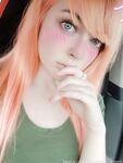 peachyxdreams Photos