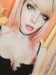 peachyxdreams Photos