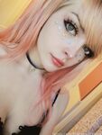 peachyxdreams Photos