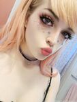peachyxdreams Photos