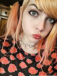 peachyxdreams Photos