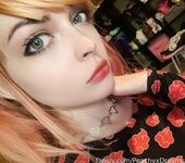 peachyxdreams Photos