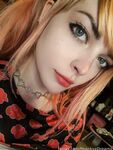peachyxdreams Photos