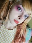 peachyxdreams Photos