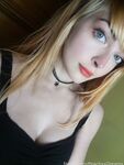 peachyxdreams Photos