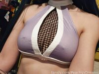 peachyxdreams Photos
