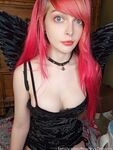 peachyxdreams Photos