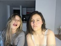 scarlettandcha Photos