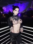 razorcandi Photos