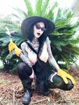 razorcandi Photos