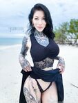 razorcandi Photos