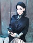 razorcandi Photos
