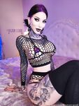 razorcandi Photos