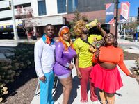 thixenvixen Photos
