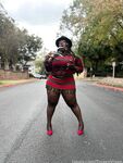 thixenvixen Photos