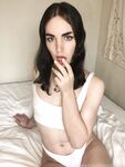 Faye (@moonbaby)