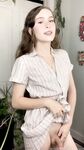 Rosealine (@porcelaingoirl)