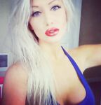 Blonde stunners/