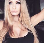 Blonde stunners/