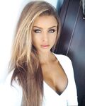 Blonde stunners/