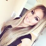 Blonde stunners/