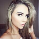 Blonde stunners/