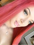 Crystal Knight (@crystalknight) • SiteRip