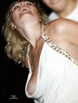 Downblouse"