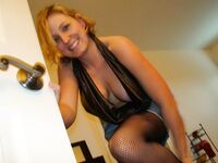 Downblouse"