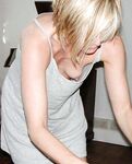 Downblouse"