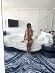Roxy Fox (@roxysdream) • SiteRip