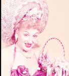 Vintage Model Lynne O'Neill