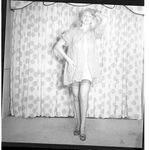 Vintage Model Lynne O'Neill