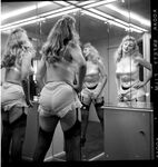 Vintage Model Lynne O'Neill