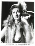 Vintage Model Lynne O'Neill