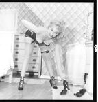 Vintage Model Lynne O'Neill