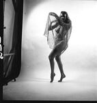Vintage Model Lynne O'Neill