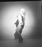 Vintage Model Lynne O'Neill