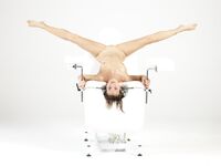Flora - Gyno circus
