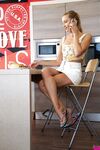 Ivi Rein - Stepsis Loves To Play
