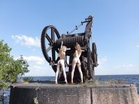 Eva , Jana - The Old Crane