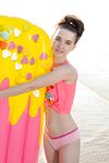Ernesta - Hot Icecream