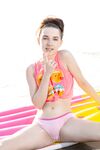 Ernesta - Hot Icecream
