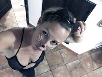 American Mature Selfie