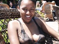 Cute ebony amateur