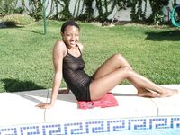 Cute ebony amateur