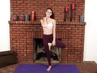 Ellie Eilish - Elastic Girl