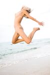 Vika R - Summers Coming