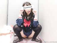 lewdyumi Photos