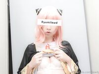 lewdyumi Photos